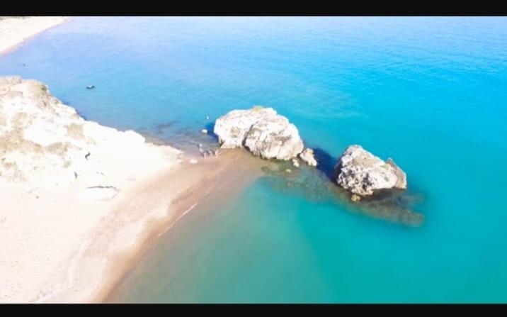 Le Dimore Di Ulisse A Gela - Casa Vacanze B&B - Bosco Littorio - Area Archeologica Ngoại thất bức ảnh